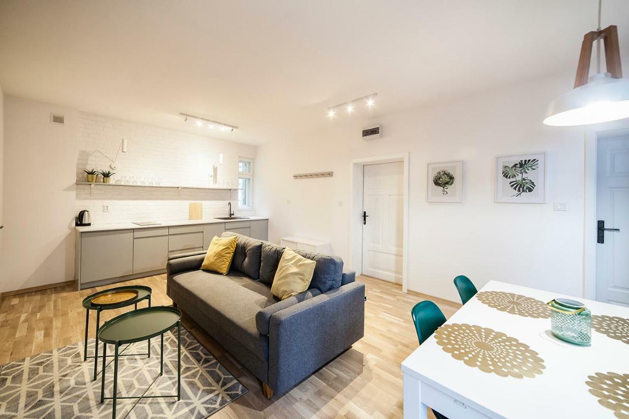 Apartamenty Torunskie Pod Krzywa Wieza Екстер'єр фото