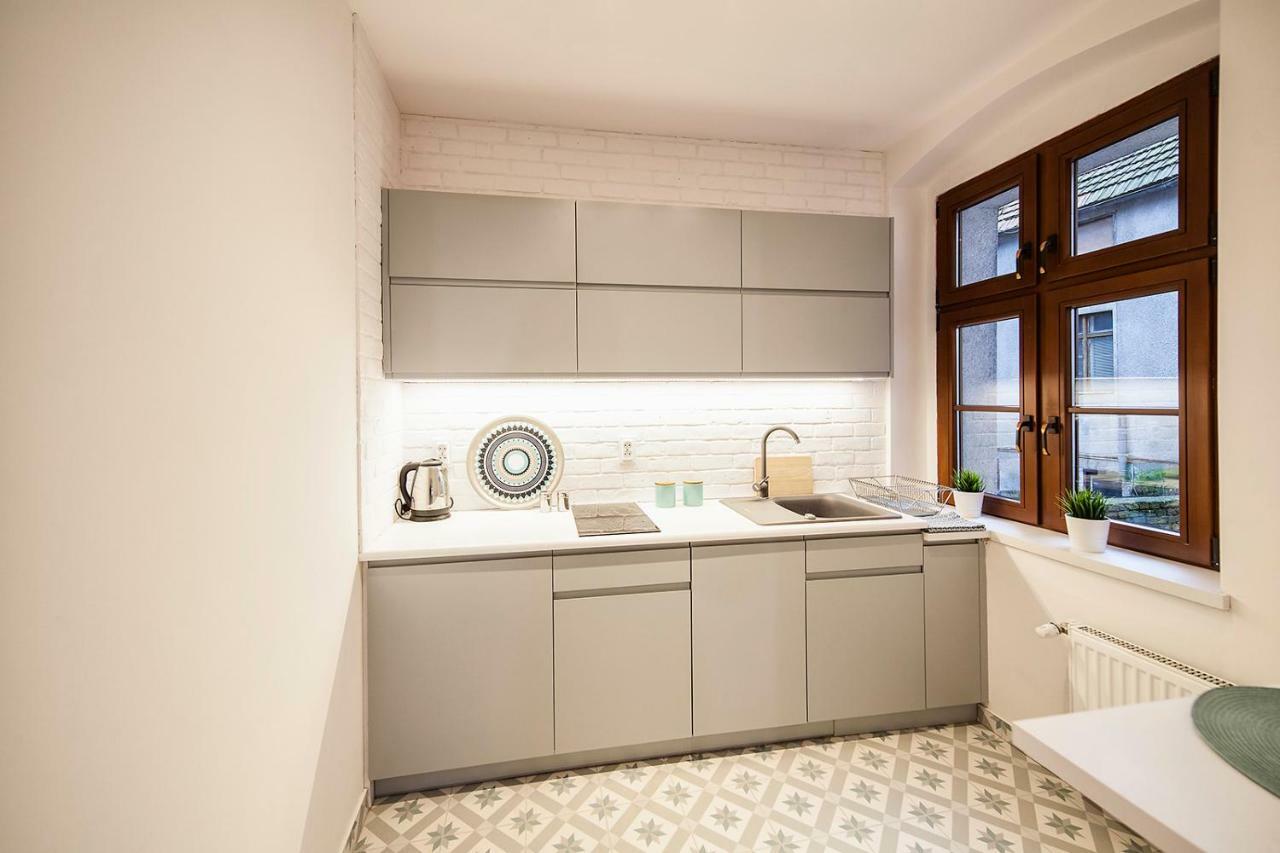 Apartamenty Torunskie Pod Krzywa Wieza Екстер'єр фото
