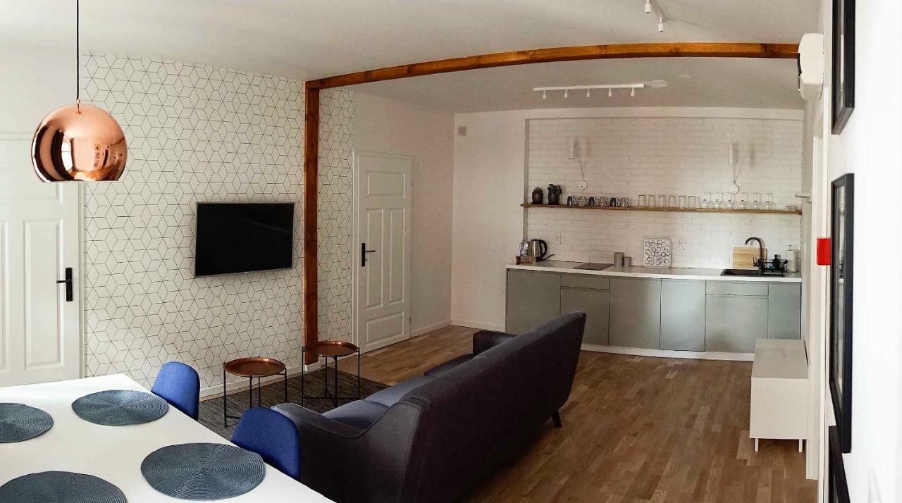 Apartamenty Torunskie Pod Krzywa Wieza Екстер'єр фото