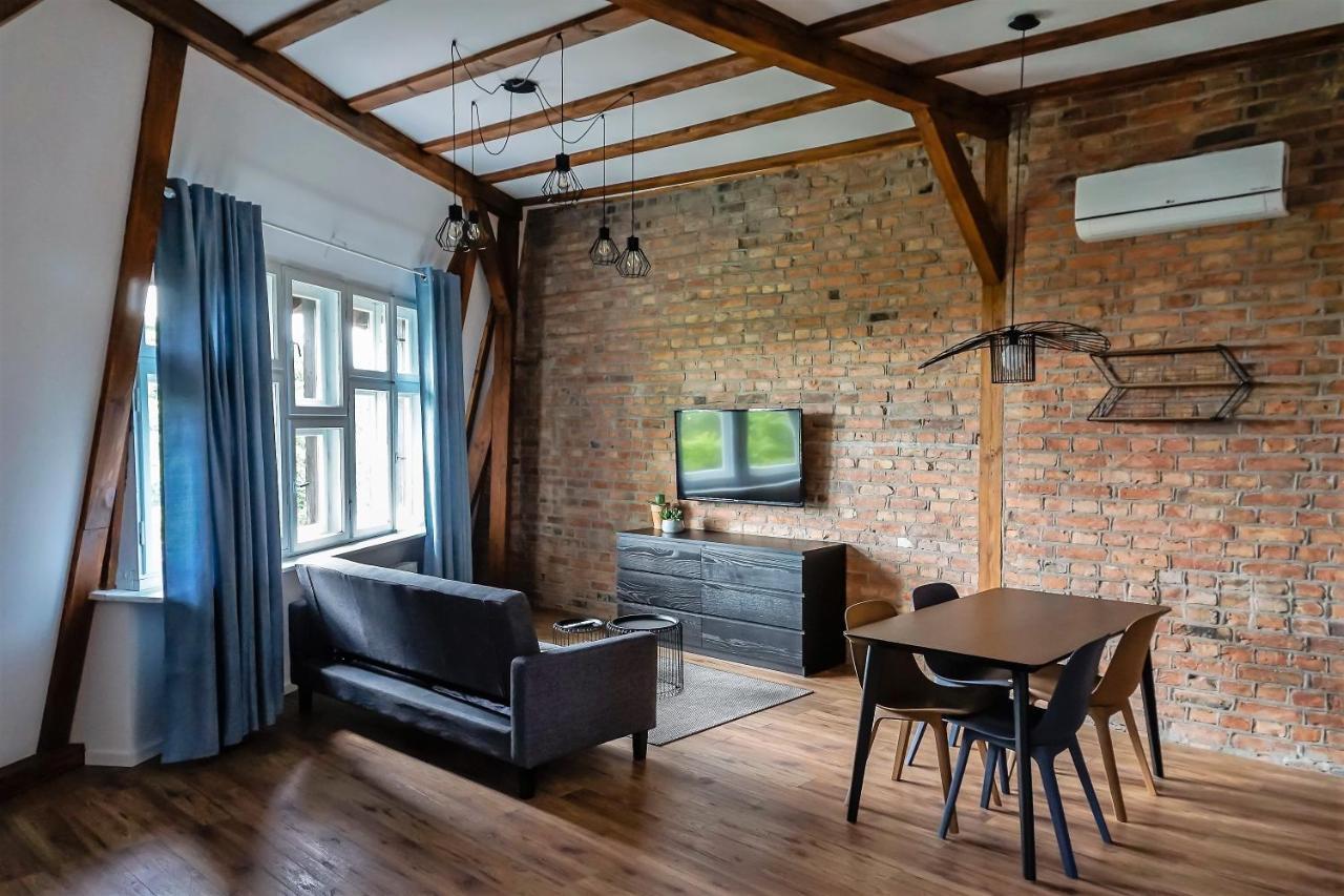 Apartamenty Torunskie Pod Krzywa Wieza Екстер'єр фото