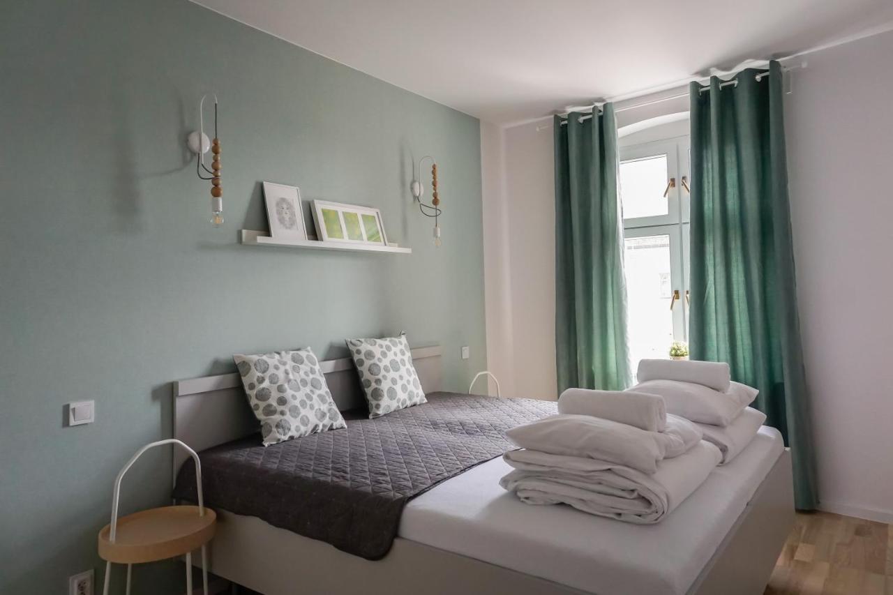 Apartamenty Torunskie Pod Krzywa Wieza Екстер'єр фото